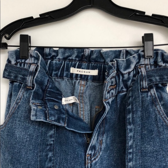 Jeans - Picture 8 of 9